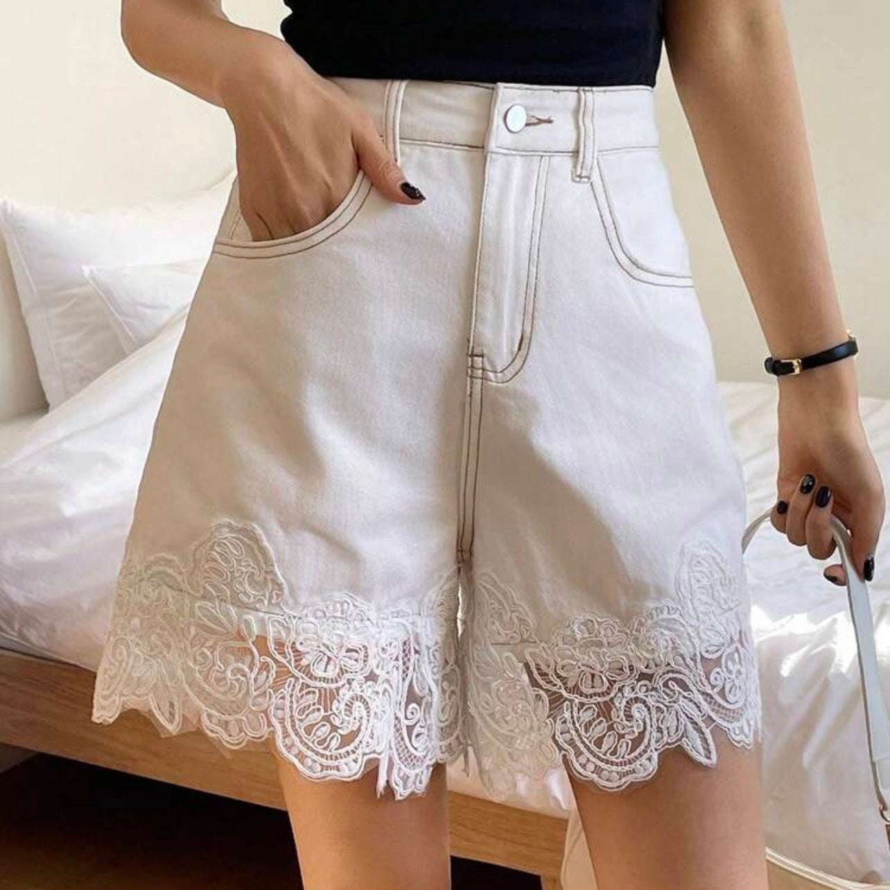 Luna Lace Shorts